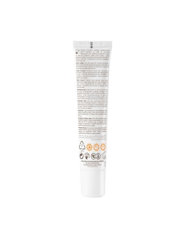 A-DERMA PROTECT Fluide Invisible SPF50+. Tube blanc et rose